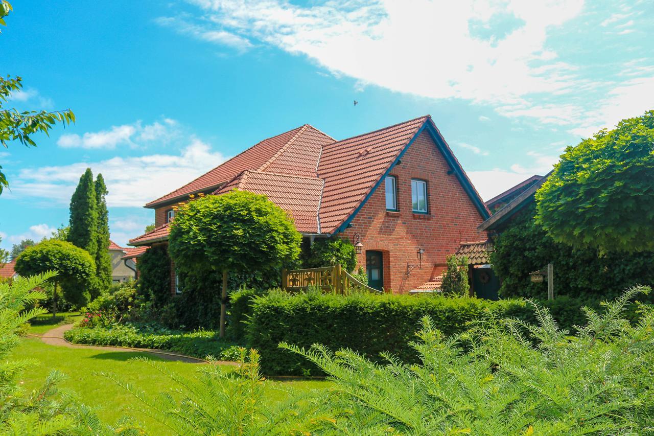 Appartementhaus Sonnengarten Silz  エクステリア 写真